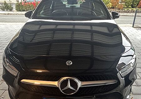 Mercedes-Benz A 180 d , Business-Paket, Navi Premium