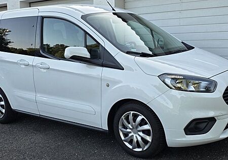 Ford Tourneo Courier 1.0 EcoBoost Klima Kamera