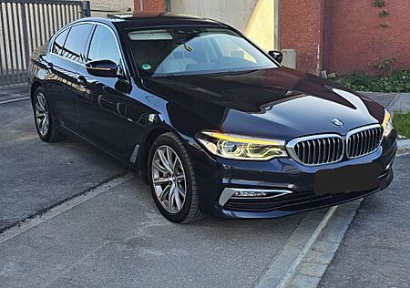 BMW 530d LuxuryLine LED HUD Schiebedach