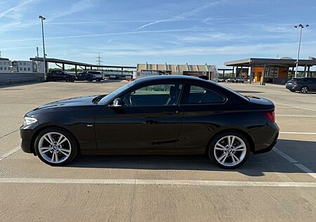 BMW 218d Coupé Sport Line Sport Line