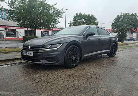 VW Arteon Volkswagen 2.0 TDI DSG R-Line