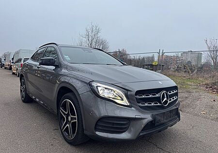 Mercedes-Benz GLA 200 GLA 200 CDI / d AMG-Paket