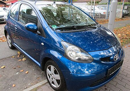 Toyota Aygo (X) gebraucht kaufen Toyota Aygo (X) Aygo AYGO Blue Klima, TÜV bis 04.2027