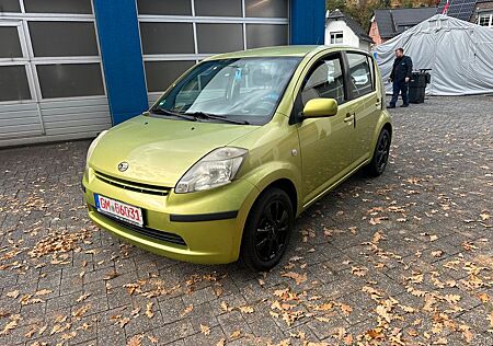 Daihatsu Sirion gebraucht kaufen Daihatsu Sirion 1.3, Tüv bis 04/26, Nr. 143