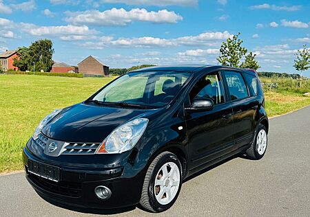 Nissan Note 1.4 sehr guter Zustand TÜV neu Allwetter