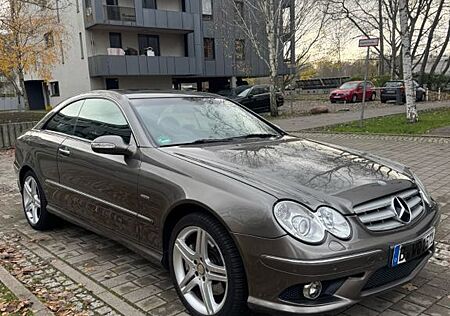 Mercedes-Benz CLK 220 CDI AMG-Line Grand Edition Sondermodel