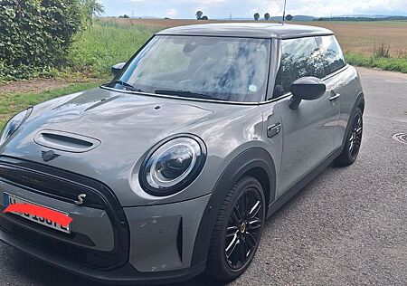 Mini Cooper SE Yours Trim