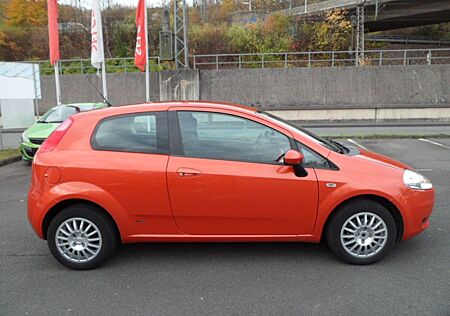 Fiat Grande Punto 1.4 8V Dynamic* 2 HAND+ KLIMA+TÜV *