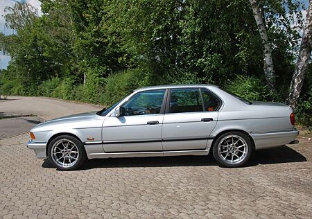 BMW 730i Auto