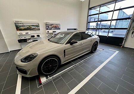 Porsche Panamera Sport Turismo Turbo S