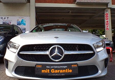 Mercedes-Benz A 180 A 180d 7G-DCT Leder PDC+ Kamera LKA WideScreen