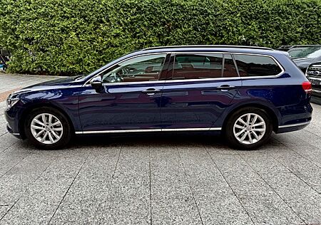 VW Passat Variant Volkswagen 2.0 TDI DSG *Navi*LED*AHK*1.Hand*