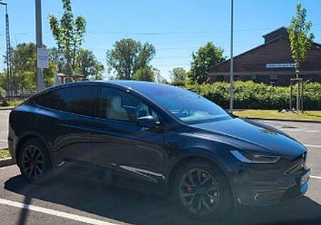 Tesla Model X Tri-Motor Allradantrieb Plaid Plaid