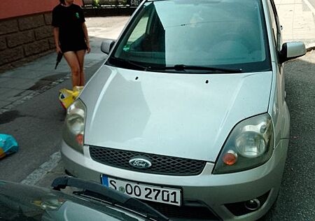 Ford Fiesta 1,3 44 kW Style Style