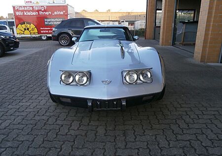 Chevrolet Corvette C3 Sondermodell: 25th Anniversary Edition