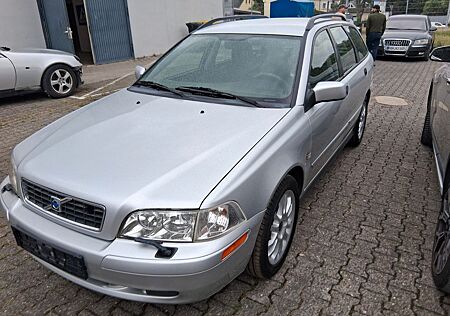 Volvo V40 1.8 -