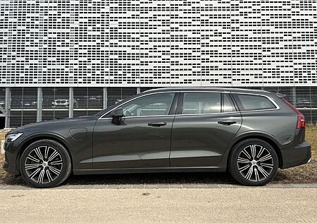 Volvo V60 T6 Recharge AWD Geartr. Inscript. Expres...