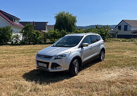 Ford Kuga 2,0 TDCi 2x4 110kW Titanium Titanium