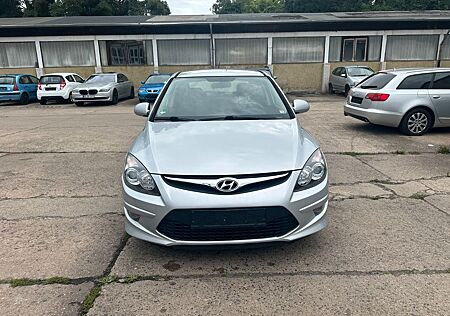 Hyundai i30 1.6 CRDi 85KW,EURO5,KLIMA,TÜVbis02/2026