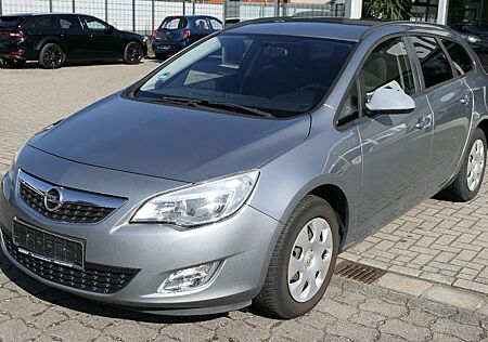 Opel Astra J Sports Tourer Design Edition