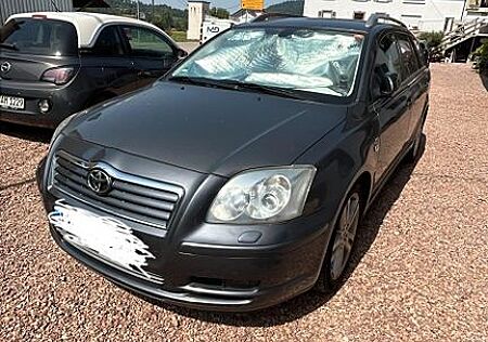 Toyota Avensis Combi Executive 2,2-l-D-CAT Executive