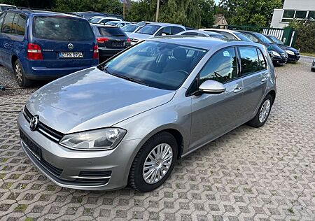 VW Golf Volkswagen VII Lim. Comfortline BMT