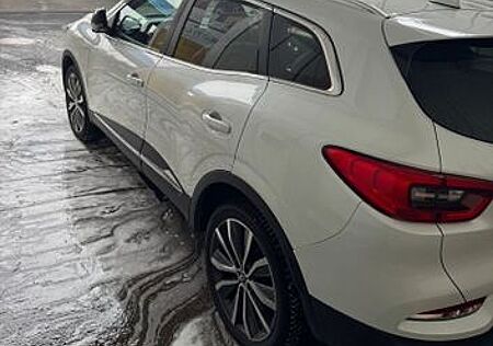 Renault Kadjar gebraucht kaufen Renault Kadjar TCe 140 GPF Bose Edition Bose Edition