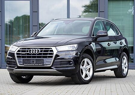 Audi Q5 40 TDI quattro sport + 2 JAHRE GARANTIE *