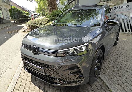 VW Tiguan Volkswagen 1.5 eTSI R-Line/Pano/Matrix/360°/HUD