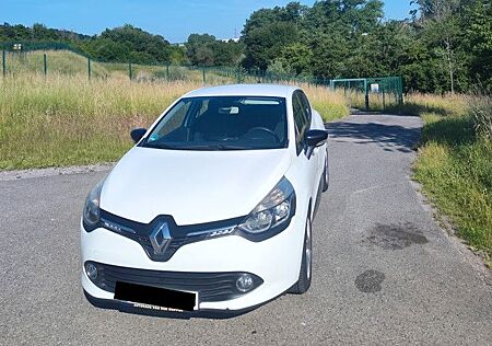 Renault Clio Paris 1.2 16V 75 Paris