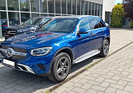 Mercedes-Benz GLC 300 4MATIC A/T, 190kW, A9