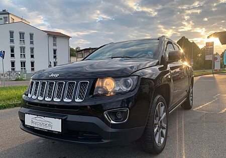 Jeep Compass Limited 4x4*AUTOMATIK*LEDER*NAVI*1.HAND