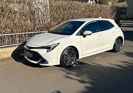 Toyota Corolla 1,8 Hybrid Team Deutschland Team Deu...