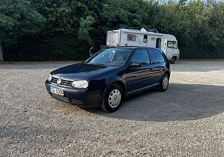 VW Golf Volkswagen 1.4 Basis