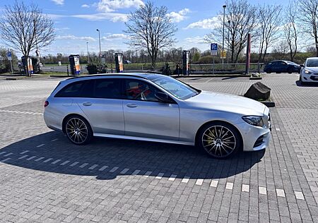 Mercedes-Benz E 400 4MATIC T AMG Line Autom. AMG Line 360Kam,