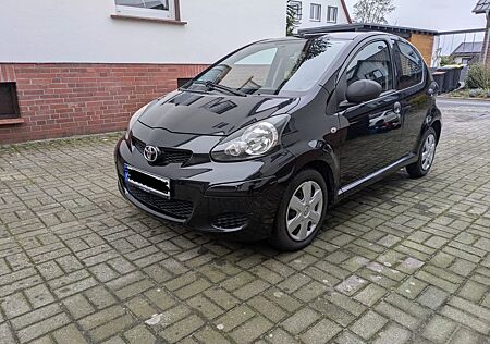 Toyota Aygo (X) Aygo (X) 1,0 -