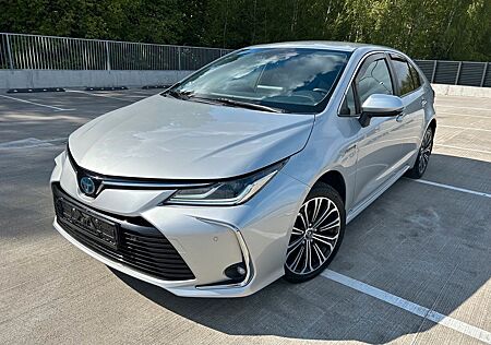 Toyota Corolla 1.8 HYBRID LUXURY