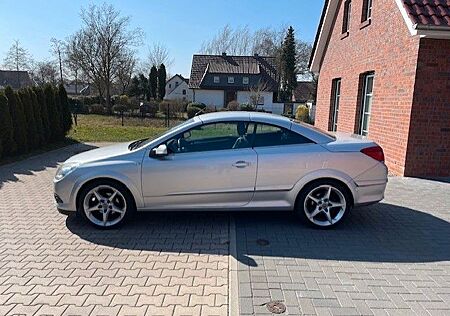 Opel Astra 1.8 ECOTEC Endless Summer Endless Summer