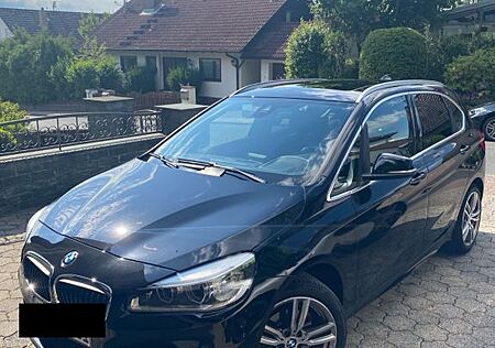 BMW 2er 220 Active Tourer 220i M Sport M Sport