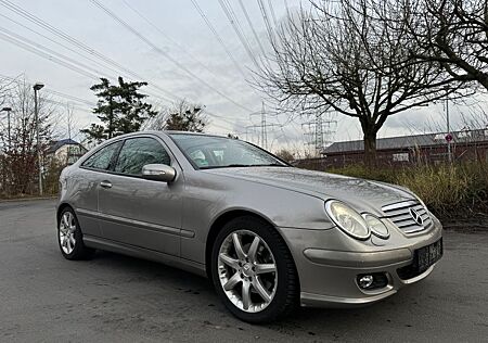 Mercedes-Benz C 230 Sportcoupe AUTOMATIK/LEDER/PANO/TOP