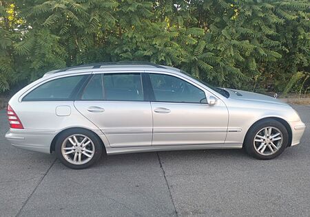 Mercedes-Benz C 220 CDI T Model, Sport Edition, Xenon