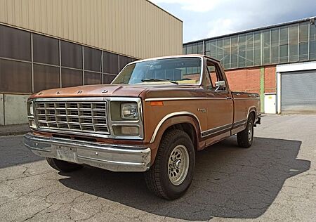 Ford F 150 Ranger Lariat Pickup 5,8L V8