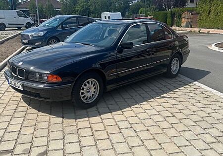 BMW 520i mit Tüv zum Bastler/Export