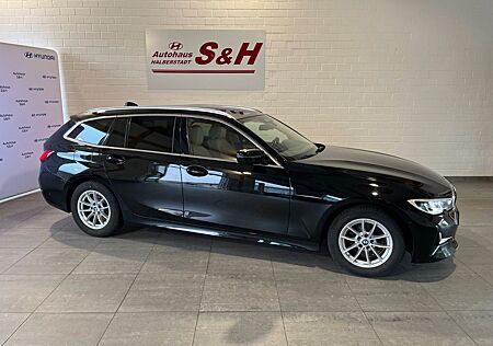 BMW 320d Touring Luxury Line AT NAVI LED Leder PDCvh