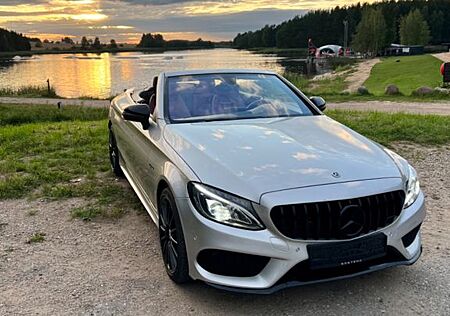 Mercedes-Benz C 400 4MATIC AMG Line Autom. AMG Line