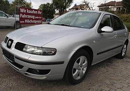 Seat Leon 1,6 16V Stella
