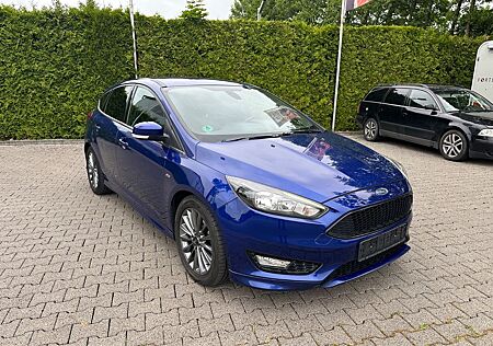 Ford Focus Lim. ST-Line Navi Rückfahrkamera LED