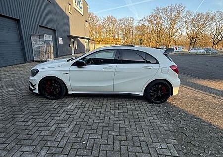 Mercedes-Benz A 45 AMG 4MATIC AMG