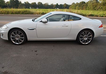 Jaguar XK Coupe / 5.0 V8*3HD*NEUWERTIGER ZUST