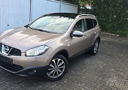 Nissan Qashqai +2 Tekna 4X4 7 Sitzer TÜV NEU ! BOSE,